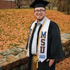 Meet your Posher, Ronni